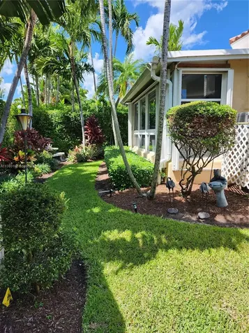 8858 Carlyle Avenue Surfside FL 33154