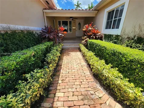 8858 Carlyle Avenue Surfside FL 33154