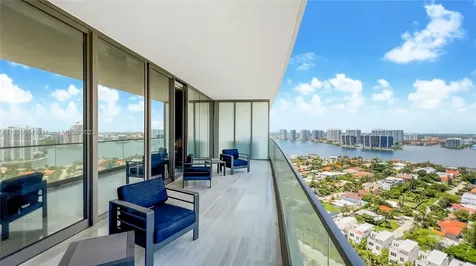18975 Collins Avenue Sunny Isles Beach FL 33160