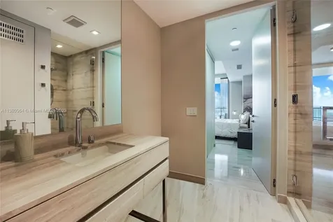 18975 Collins Avenue Sunny Isles Beach FL 33160