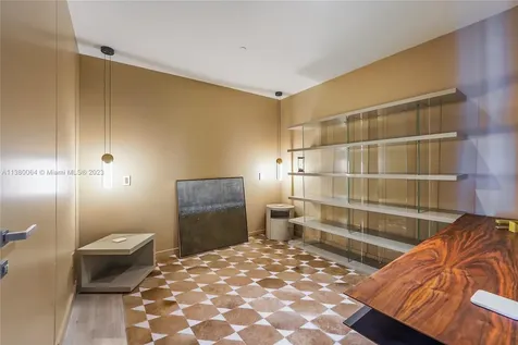 18975 Collins Avenue Sunny Isles Beach FL 33160