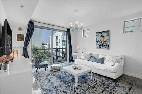 110 Washington Avenue Miami Beach FL 33139
