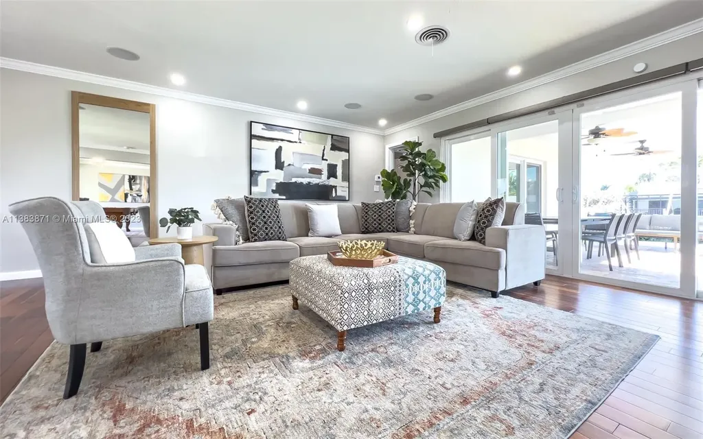 1466 NE 57th Court Fort Lauderdale FL 33334