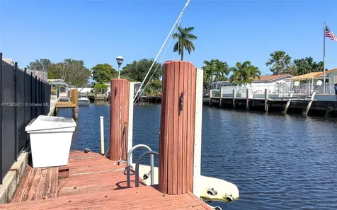 1466 NE 57th Court Fort Lauderdale FL 33334