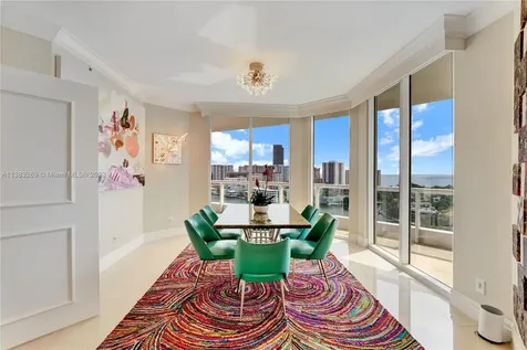 21200 Point Place Aventura FL 33180