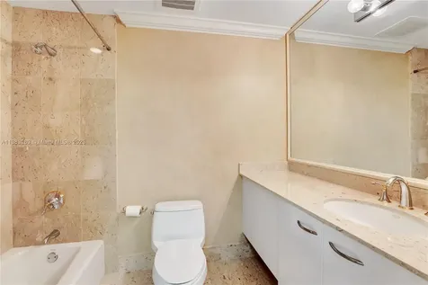21200 Point Place Aventura FL 33180