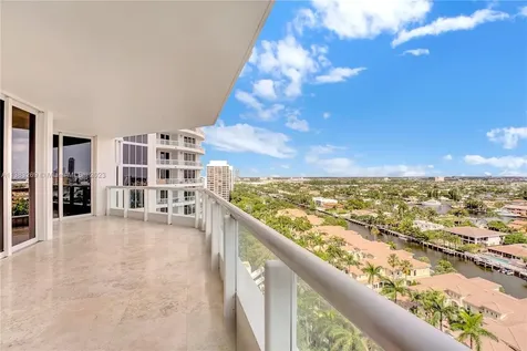 21200 Point Place Aventura FL 33180