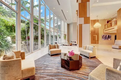 21200 Point Place Aventura FL 33180