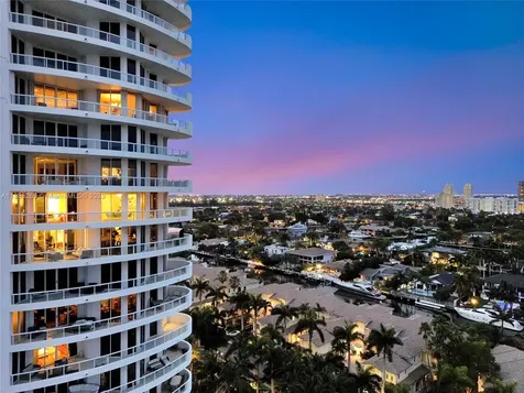 21200 Point Place Aventura FL 33180