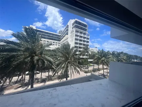100 Lincoln Road Miami Beach FL 33139