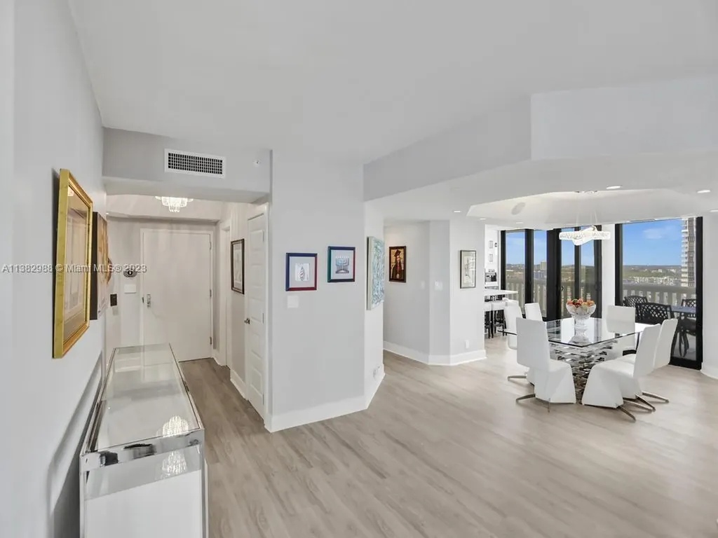3000 Island Boulevard Aventura FL 33160