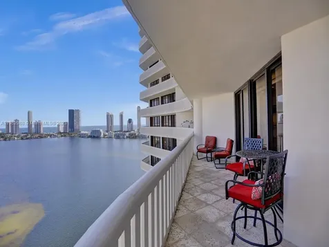 3000 Island Boulevard Aventura FL 33160