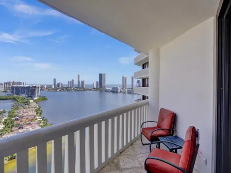 3000 Island Boulevard Aventura FL 33160