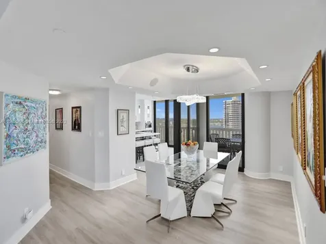 3000 Island Boulevard Aventura FL 33160