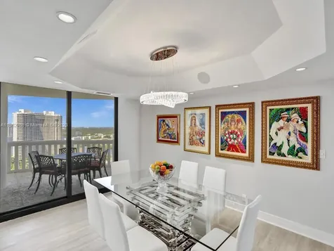 3000 Island Boulevard Aventura FL 33160