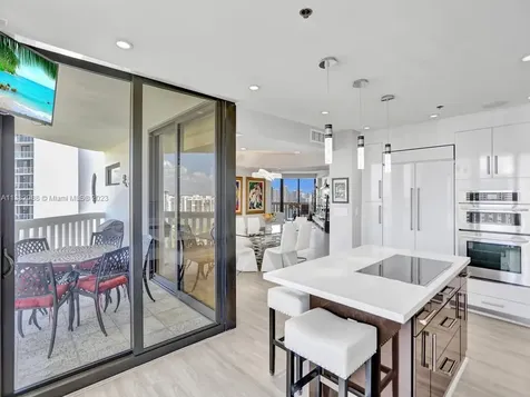 3000 Island Boulevard Aventura FL 33160