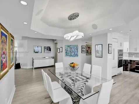 3000 Island Boulevard Aventura FL 33160