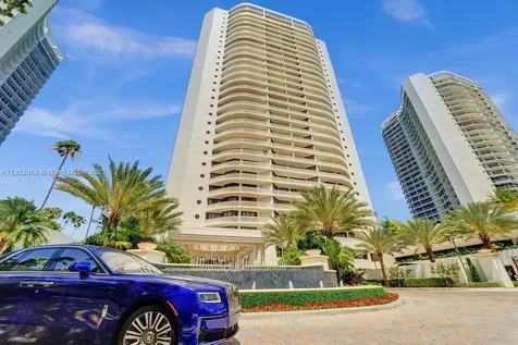 3000 Island Boulevard Aventura FL 33160