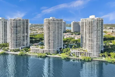 3000 Island Boulevard Aventura FL 33160