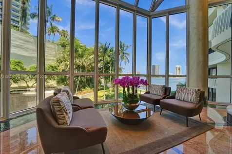 3000 Island Boulevard Aventura FL 33160