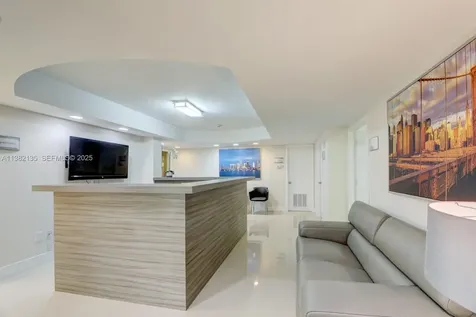 825 Brickell Bay Drive Miami FL 33131