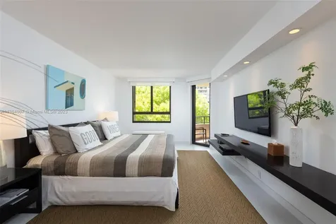 121 Crandon Boulevard Key Biscayne FL 33149