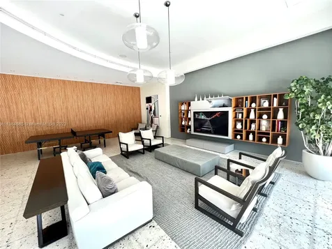 460 NE 28th Street Miami FL 33137