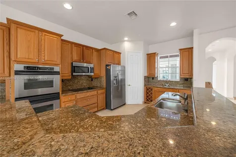 6852 NW 113th Court Doral FL 33178