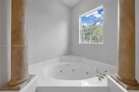 6852 NW 113th Court Doral FL 33178