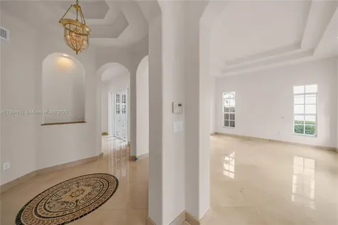 6852 NW 113th Court Doral FL 33178