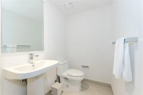 4010 S Ocean Drive Hollywood FL 33019