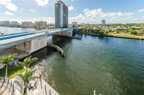 4010 S Ocean Drive Hollywood FL 33019