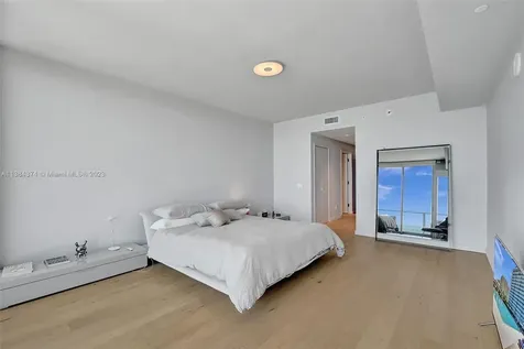 360 Ocean Drive Key Biscayne FL 33149