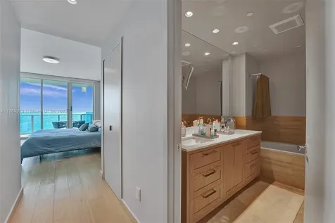 360 Ocean Drive Key Biscayne FL 33149