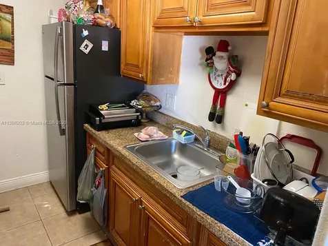 7232 SW 94th Place Miami FL 33173