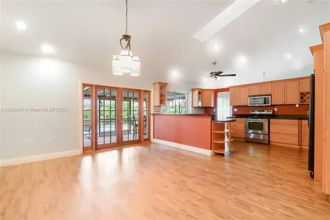 9100 NW 15th Street Plantation FL 33322