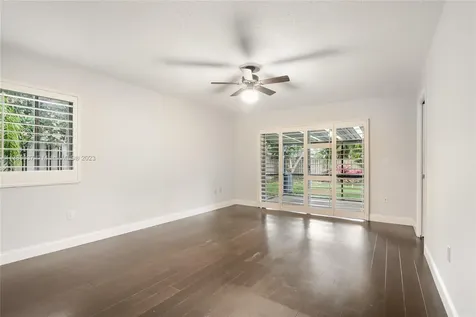 9100 NW 15th Street Plantation FL 33322