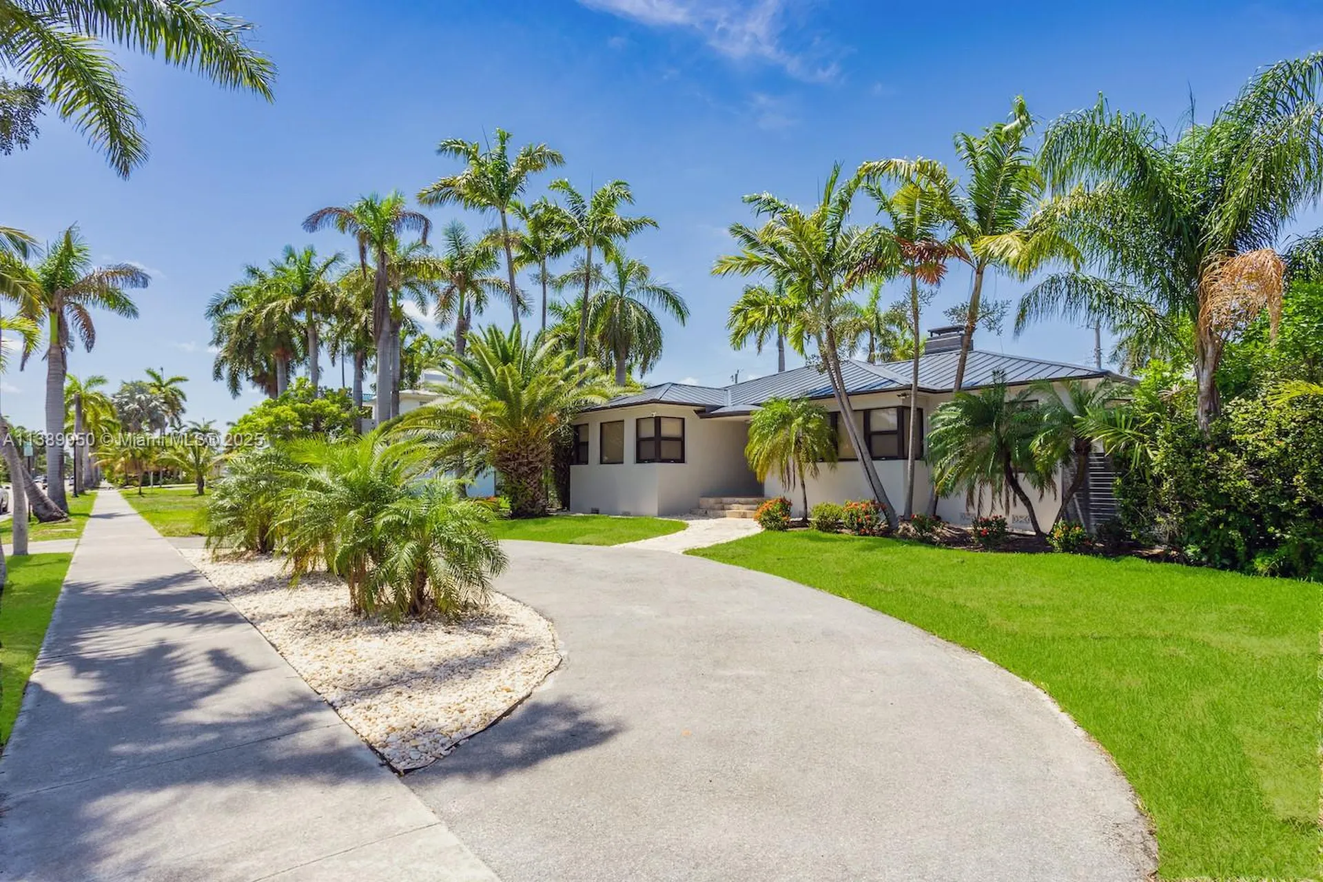 801 Harrison Street Hollywood FL 33019