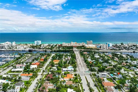 801 Harrison Street Hollywood FL 33019
