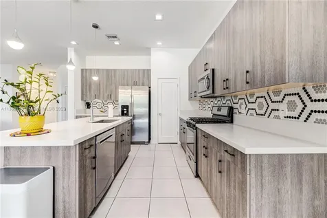 4980 Whispering Way Dania Beach FL 33312