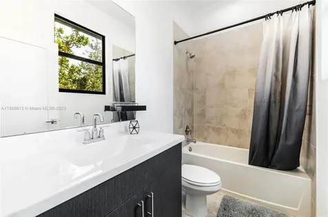4980 Whispering Way Dania Beach FL 33312