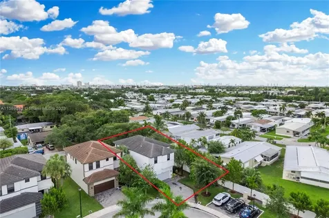 4980 Whispering Way Dania Beach FL 33312