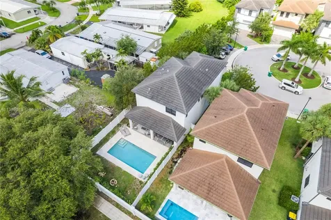 4980 Whispering Way Dania Beach FL 33312