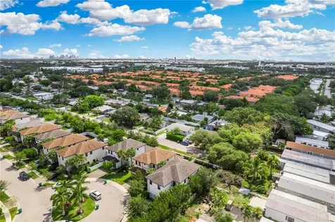 4980 Whispering Way Dania Beach FL 33312