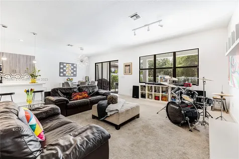 4980 Whispering Way Dania Beach FL 33312