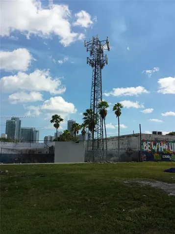 60 NW 20th Street Miami FL 33127