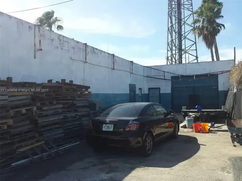 60 NW 20th Street Miami FL 33127