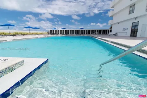 5601 Collins Avenue Miami Beach FL 33140