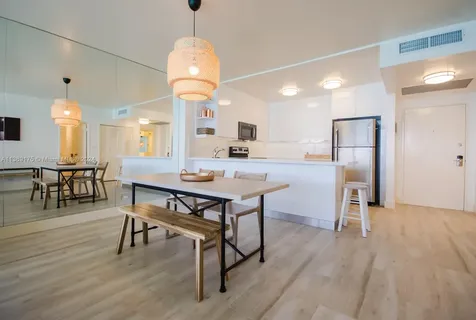 5601 Collins Avenue Miami Beach FL 33140