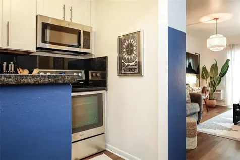 7904 West Drive North Bay Village FL 33141